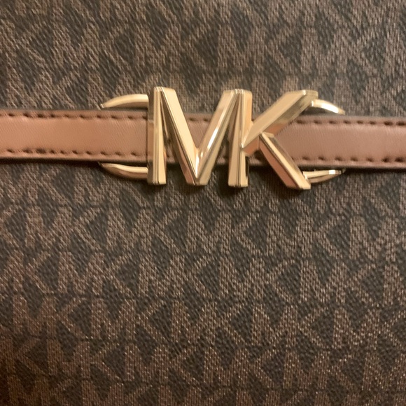 Michael Korse Reed Large Leather Belted Satchel Crossbody Brown - Picture 6 of 16